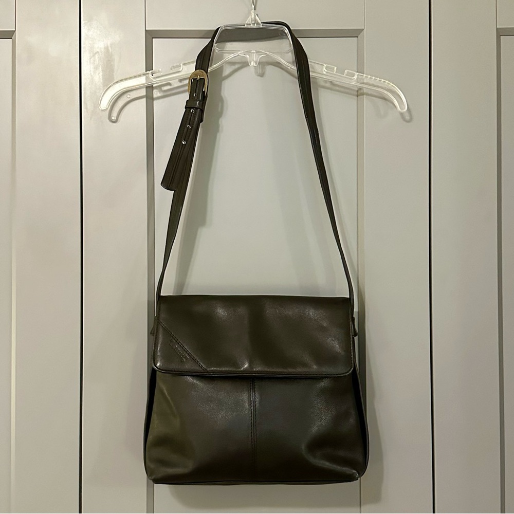 “i Santi”  Italian Black Leather Shoulder Handbag Button Flap Brass Hardware